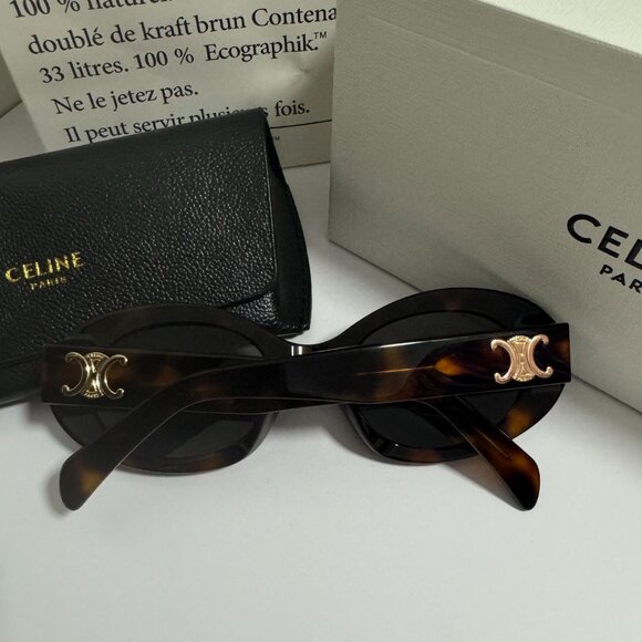 Celine sunglasses❤️❤️❤️ - Picture 8 of 9